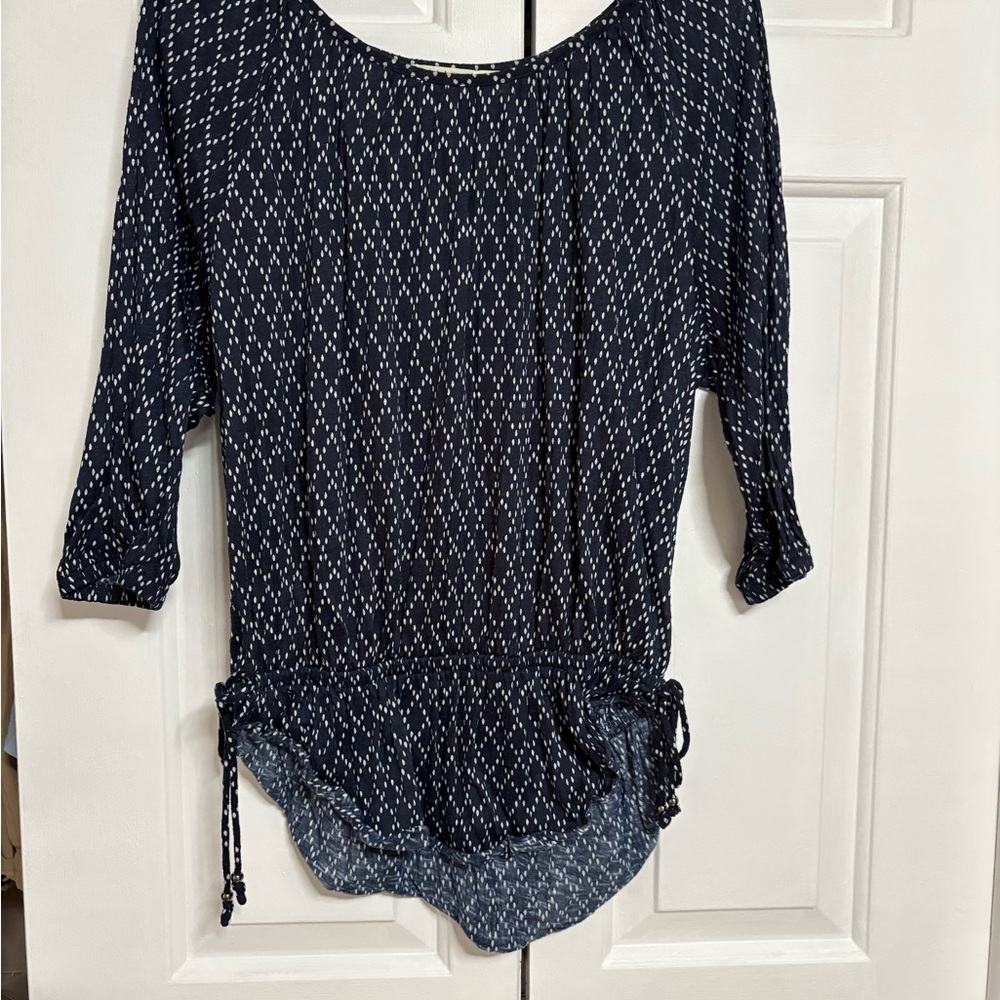 Women's Navy Patterned Top